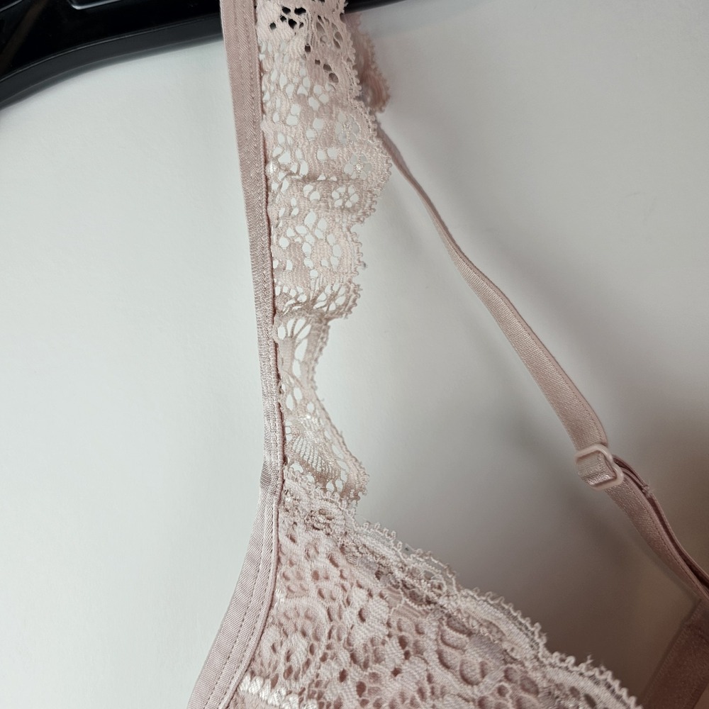 Smart and Sexy Bralette M Pink Sheer Lace Feminine Romantic Cross Back - Picture 5 of 6